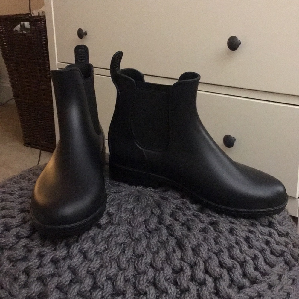 Black rain boots